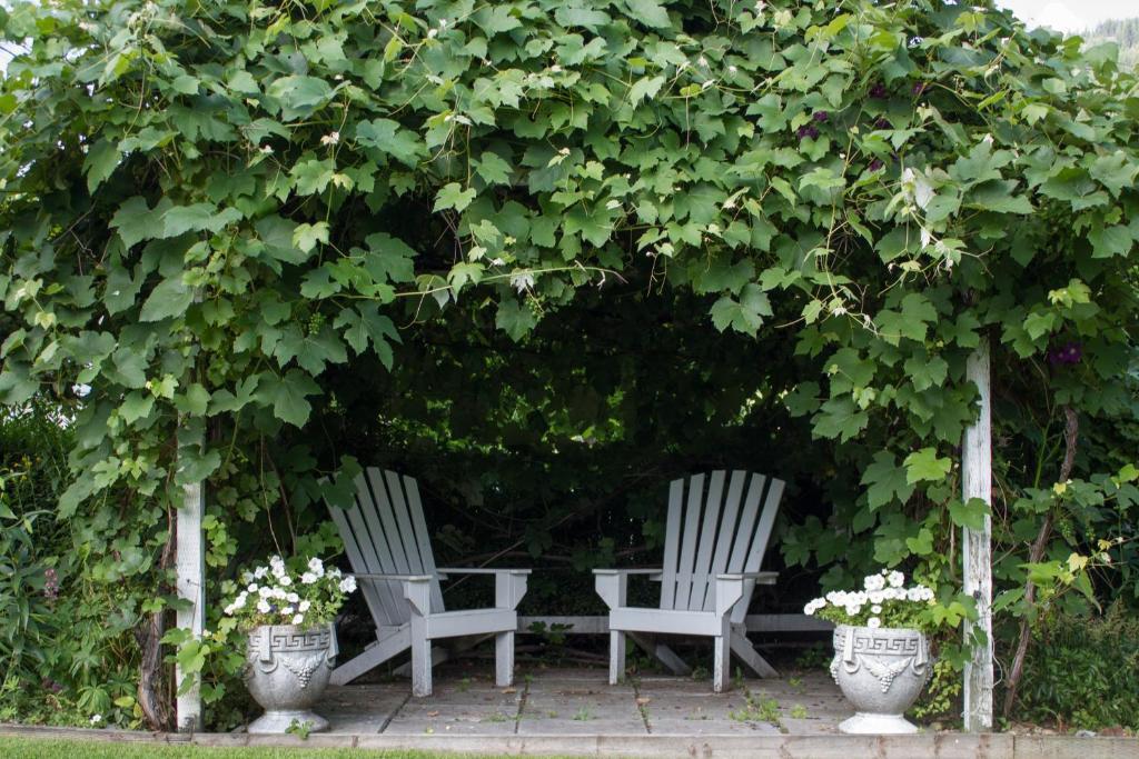 Genelle House B&B Guest House Eksteriør bilde